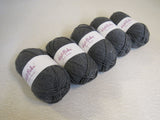 Knit Picks Brava Worsted Yarn Cobblestone Heather 5 Skeins 218 Yards Each C25697 -- New