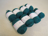 Ewe Ewe Wooly Worsted Yarn Teal 8 Skeins 95 Yards Each 100% Merino Superwash -- New