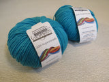 Cascade Yarns 220 Superwash Yarn Turquoise 2 Balls 220 Yards Each -- New