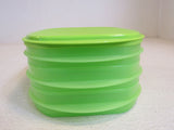 Tupperware Fidge Stackable Deli Meat Keeper Lime Green 3 Compartment 134-011923 -- Used