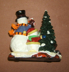 Christmas Waterglobe Snowmen Chipmunks Presents 5in x 4in x 4in -- Used