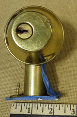 Deadbolt Lock 4in x 3in x 2 1/2in Metal Polished Brass Color -- Used
