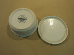 Corning Ware Round Stoneware 16-oz With Lid French White 473 mL -- Used