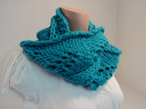 Handcrafted Wrap Cowl Teal Leaf Design 100% Merino Wool Female Adult -- New No Tags