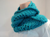 Handcrafted Wrap Cowl Teal Leaf Design 100% Merino Wool Female Adult -- New No Tags