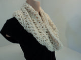 Handcrafted Knitted Cowl Cream Textured Wool Acrylic Blend Drop Stitch Female -- New No Tags