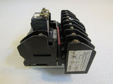 Square D Company Lighting Contactor Class 8903 7in x 6in x 5.5in LL0 80 Metal -- Used