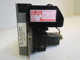 Square D Company Lighting Contactor Class 8903 6.5in x 5.5in Series BMF LL0 40 -- Used