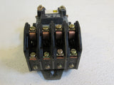 Square D Company Lighting Contactor Class 8903 6in x 4in x 4in L0 40 Metal -- Used