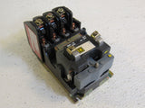 Square D Company Lighting Contactor Class 8903 5.5in x 3.5in L0 40 Metal -- Used