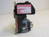 Square D Company Lighting Contactor Class 8903 5.5in x 3.5in L0 40 Metal -- Used
