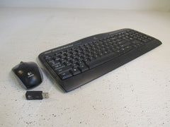 Logitech Wireless Keyboard and Mouse Combo Black MK320 -- Used