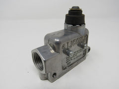 Licon Snap Switch Plunger 15A 125 or 250 VAV 8739 30-2000100 -- New