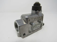 Licon Snap Switch Plunger 15A 125 or 250 VAV 8739 30-2000100 -- New
