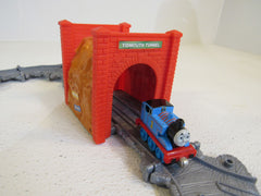 Fisher-Price Thomas & Friends Tidmouth Tunnel Playset Take-N-Play T9042 -- Used