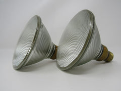 Sylvania Flood Light Bulb Capsylite PAR30 Set Of 2 5 1/2in x 5in Each 04687 -- Used