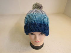 Handcrafted Beanie Hat Ribbing Design Pom Pom 100% Merino Female Adult -- New