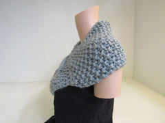 Handcrafted Owl Cowl Gunmetal Gray Textured 100% Merino Female Adult -- New