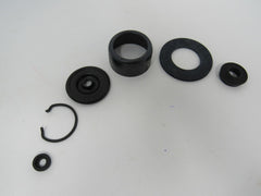 Carquest Master Cylinder Repair Kit M7483 -- New