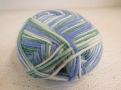 Hook & Needle Watercolors Felted Bags Yarn Kit 1 Ball Pattern and Instructions -- New