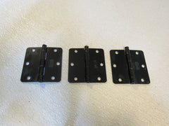 K&M 3-1/2-in Hinges 1/4-in Radius Corner Set of 3 Black 3 Holes 222-011923 -- Used