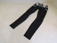 Lululemon Athletic Pants, Black/White Size 6 Female Adult Size 6 Not Specified -- Used