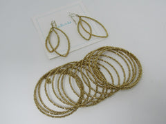 Stella & Dot Matching Earrings and Bracelet Gold Female Adult -- Used