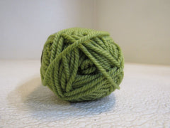 Ewe Ewe Wolly Worsted Yarn Pea Green 1 Skein 95 Yards 100% Fine Merino Wool -- New