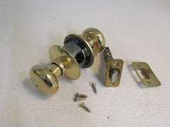 Schlage Door Knob Privacy Polished Brass -- Used