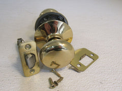 Schlage Door Knob Passage Polished Brass -- Used