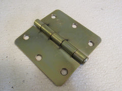 Schlage 3-1/2-in Door Hinge Radius Round 1/4-in Corner Polished Brass 3 Hole -- Used