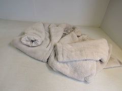 Angashion Fuzzy Fleece Lapel Open Front Long Cardigan Coat Female Adult Size 3X -- New