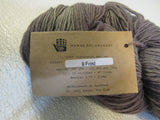 Manos Del Uruguay Clara Yarn Frost 1 Skein 385 Yards Gray 100% Superwash Merino -- New