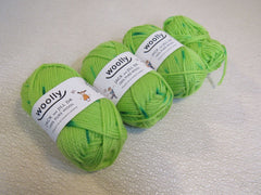 Woolly Jack and Jill DK Yarn Lime/Green 3 Skeins 109 Yards Each 100% Pure Wool -- New