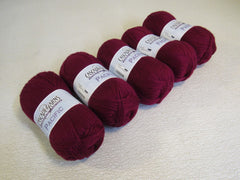 Cascade Yarns Pacific Yarn Crimson 5 Skeins 213 Yards Each -- New
