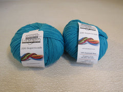 Cascade Yarns 220 Superwash Yarn Turquoise 2 Balls 220 Yards Each -- New