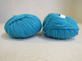 Cascade Yarns 220 Superwash Yarn Turquoise 2 Balls 220 Yards Each -- New
