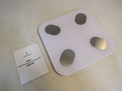 FitTrack Complete Body Analysis Bluetooth Scale White Dara-001 Glass -- New