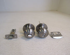 Defiant Door Knob Privacy Lock Brushed Nickel K2110 -- Used