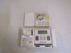 Honeywell Thermostat Digital Programmable 1 Heat 1 Cool Off White 97-4543 Rev A -- Used