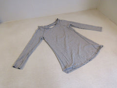 Lululemon Athletic Long Sleeve T-Shirt Gray Open Back Luon Female Size 6 -- Used