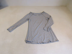Lululemon Athletic Long Sleeve T-Shirt Gray Open Back Luon Female Size 6 -- Used