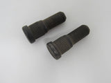 Standard Lot of 2 Wheel Studs Serrated -- New