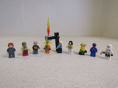 Lego People Lot of 10 Assortment 840-102822 -- Used