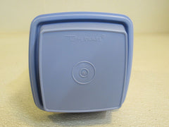 Tupperware Pick a Deli Pickle Olive Keeper Container Frost/Blue 1560-2 -- Used