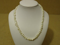 Designer Fashion Necklace 16in L Faux Pearl Female Adult Whites -- New No Tags