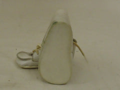 Handmade Shoes 4in x 2in Vintage Leather Plastic Unisex 0-1 Infant White Solid -- Used