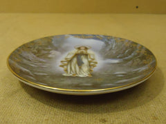 The Bradford Exhange Vintage Our Lady of Lourdes Plate No. 10633A Porcelain -- Used