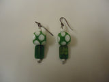 Designer Fashion Earrings Drop/Dangle Female Adult Green/White/Silver -- Used