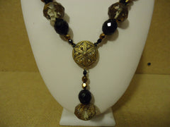 Designer Fashion Necklace 17 1/2in Beaded/Strand Dangle Female Adult Black/Gold -- Used